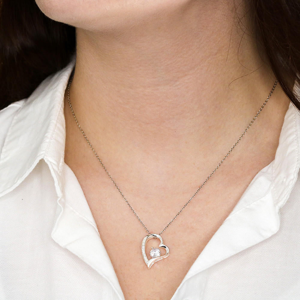 Army Mom, My Courageous Heart – A Necklace for Your Endless Love