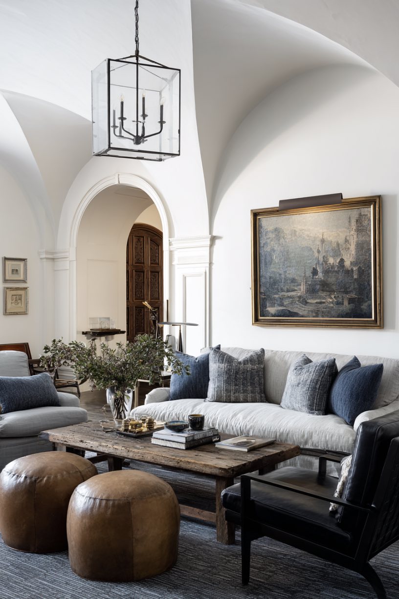 Refined Comfort in a Small Living Room