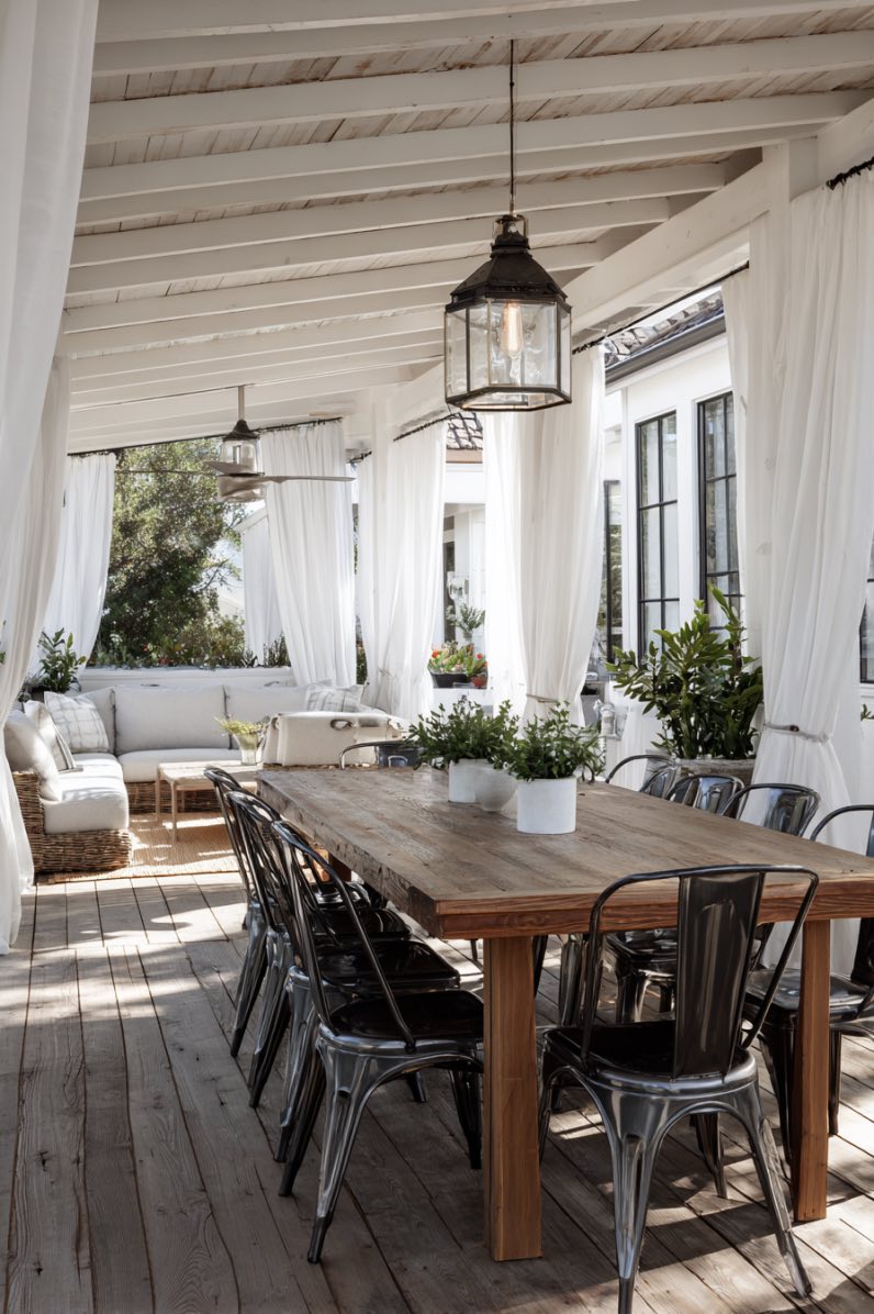 Coastal Farmhouse Charm